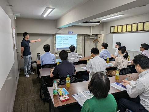 診断士青年部(大阪府中小企業診断協会)様の企業訪問